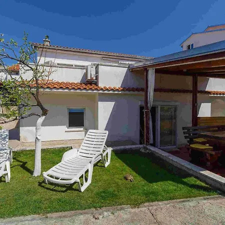 Apartment Sarar