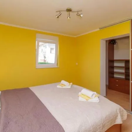 Sarar Apartment *